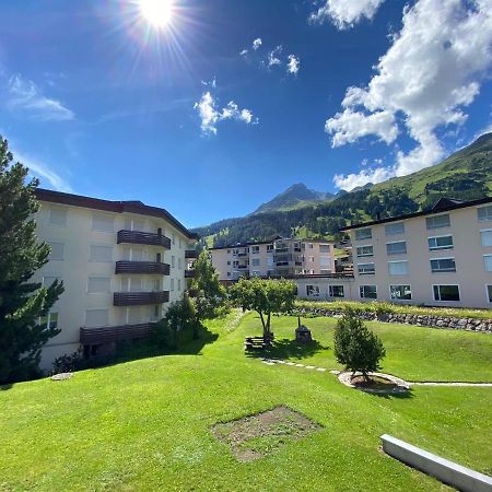 zentrale TOP Wohnung Chesa Ravaisch Davos Exterior foto
