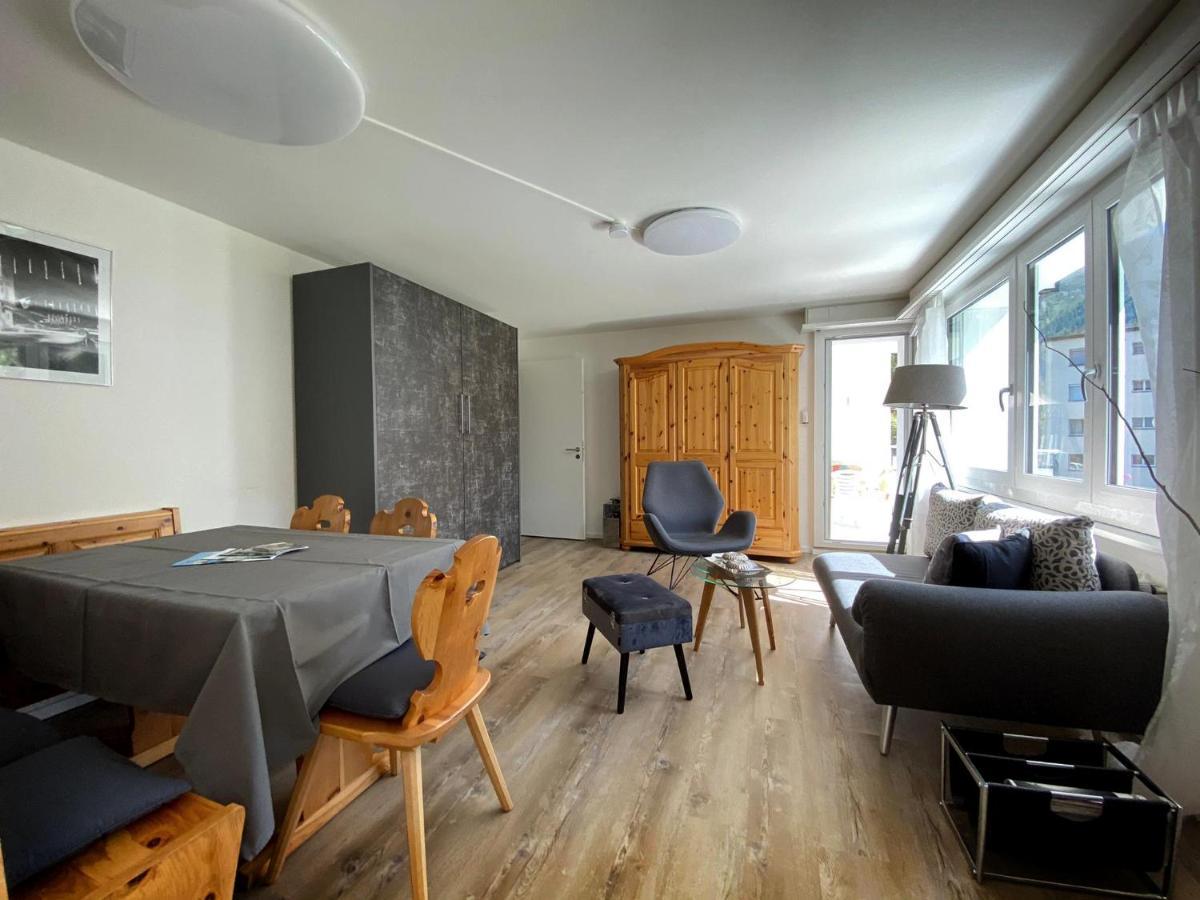 zentrale TOP Wohnung Chesa Ravaisch Davos Exterior foto