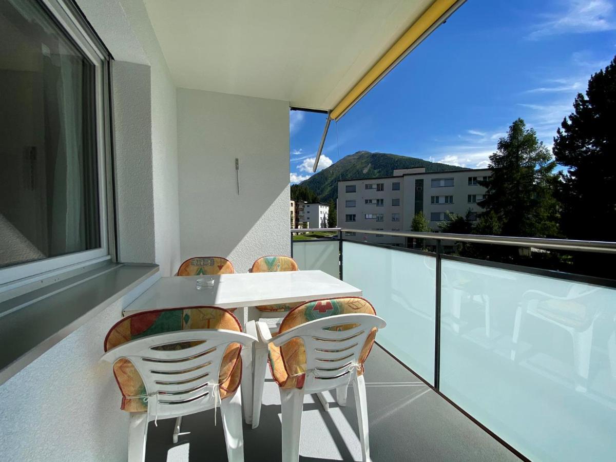 zentrale TOP Wohnung Chesa Ravaisch Davos Exterior foto