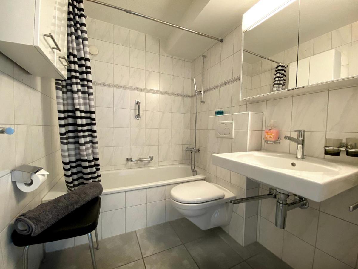 zentrale TOP Wohnung Chesa Ravaisch Davos Exterior foto