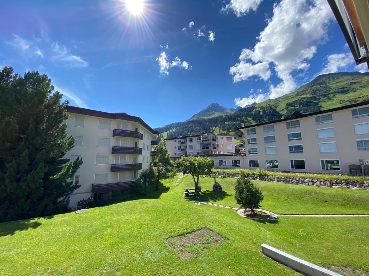 zentrale TOP Wohnung Chesa Ravaisch Davos Exterior foto